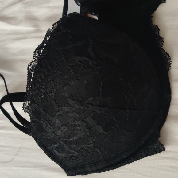 2/40$ ✨ VS 34DD - Picture 2 of 2